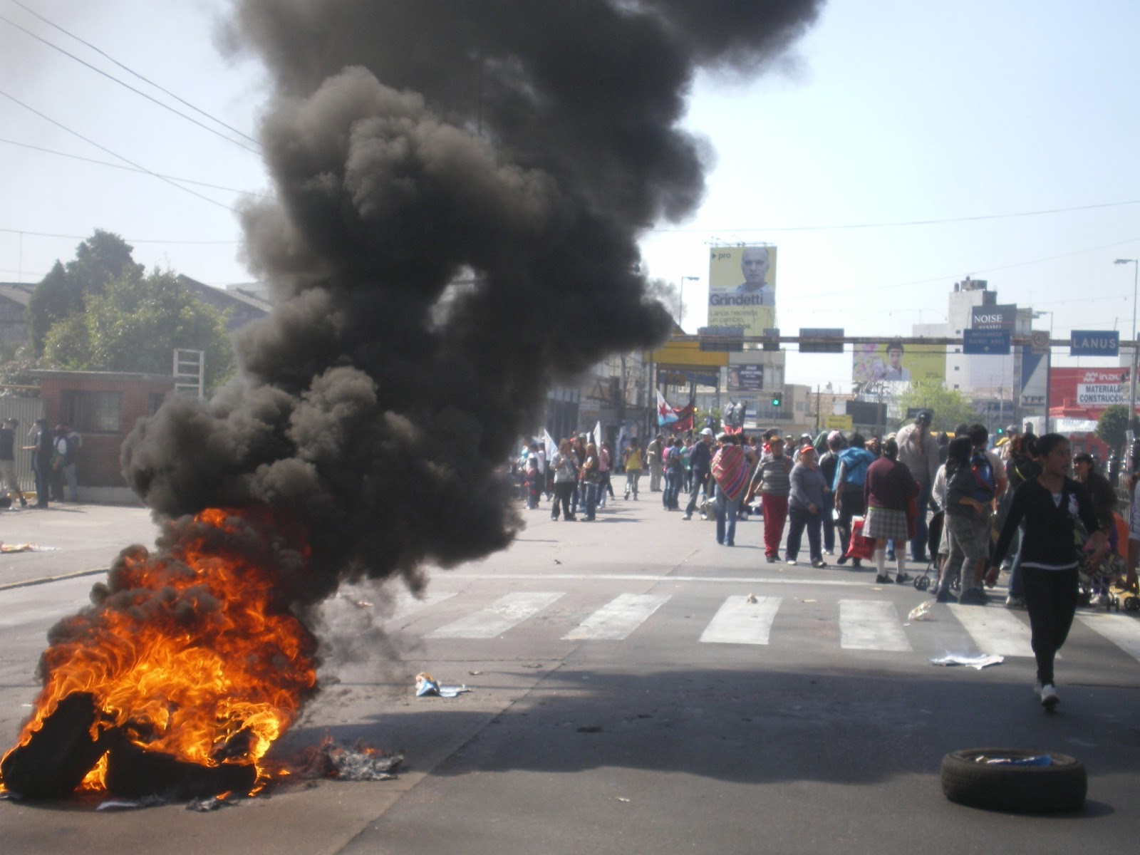 Caos en el centro de Salta por protestas de grupos piqueteros