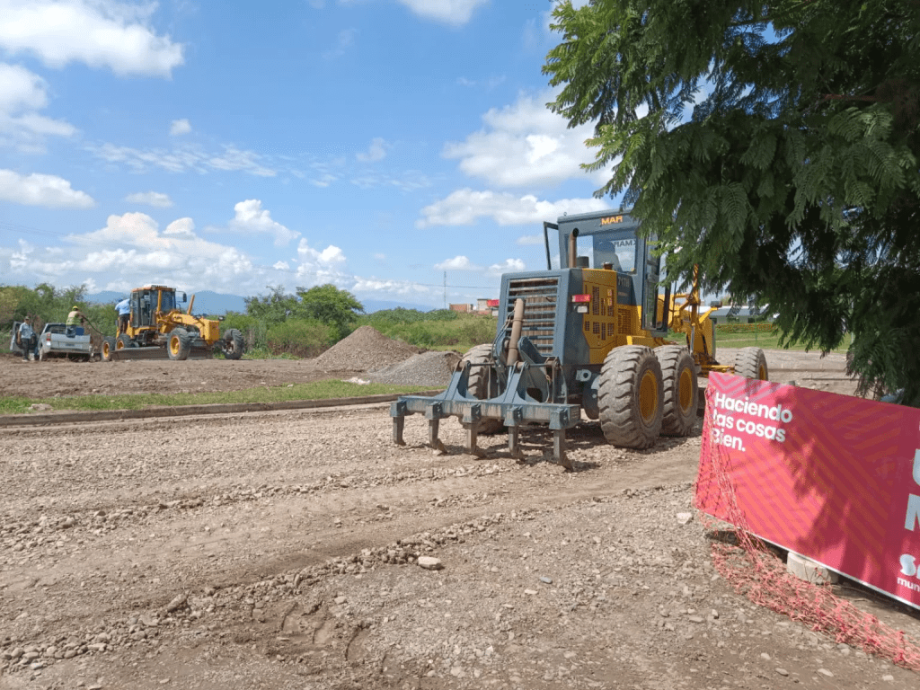 El municipio finalizó la primera etapa de pavimentación en La Almudena y avanza en el sector&nbsp;posterior