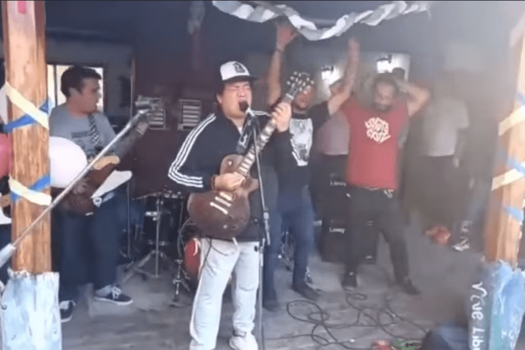 Pity Álvarez volvió a presentarse en&nbsp;vivo