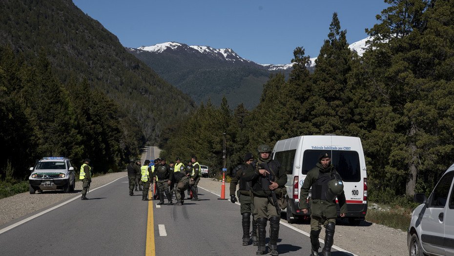 La Corte Suprema suspendió la entrega de tierras a una comunidad mapuche en Bariloche