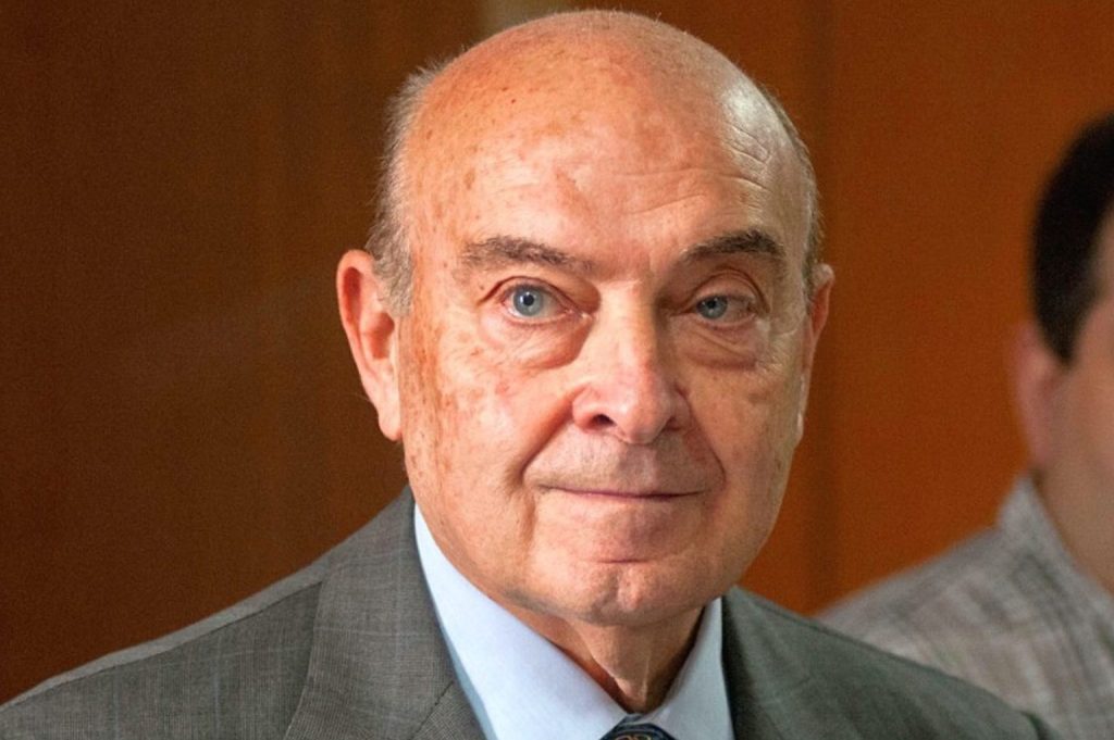 Domingo Cavallo: “El manejo cambiario de este gobierno es&nbsp;equivocado”