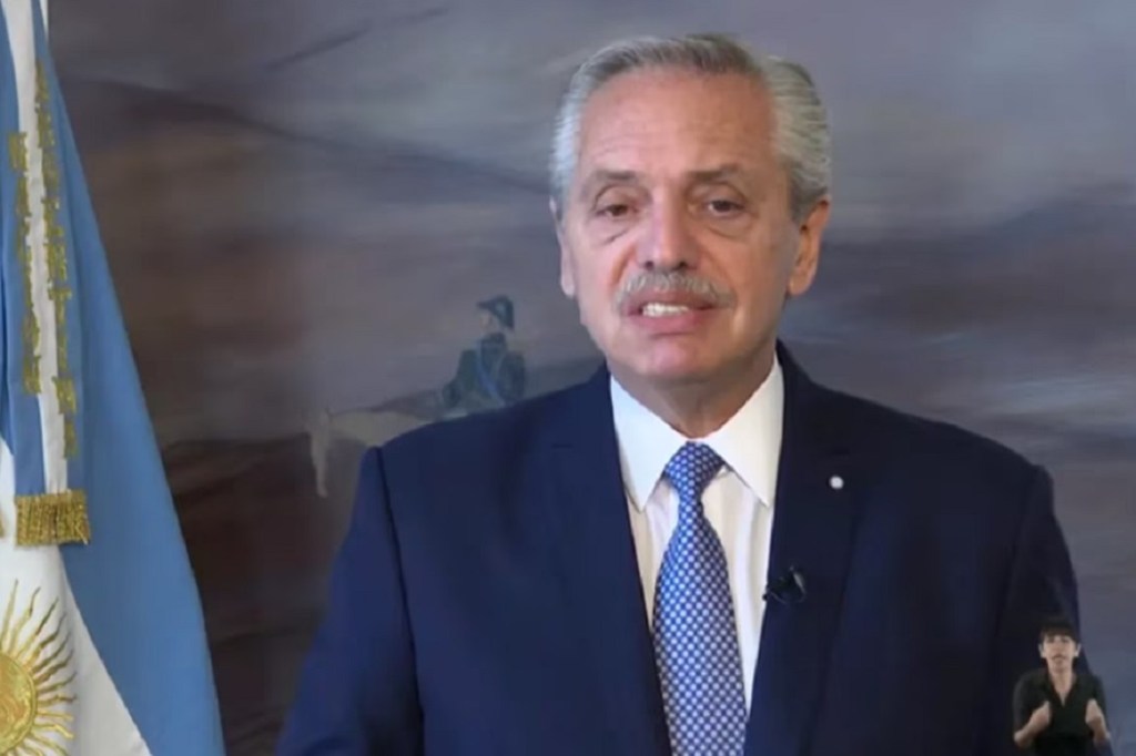 Fernández suspende actos en el Conourbano para monitorear situación del dólar blue antes de renegociar con el&nbsp;FMI