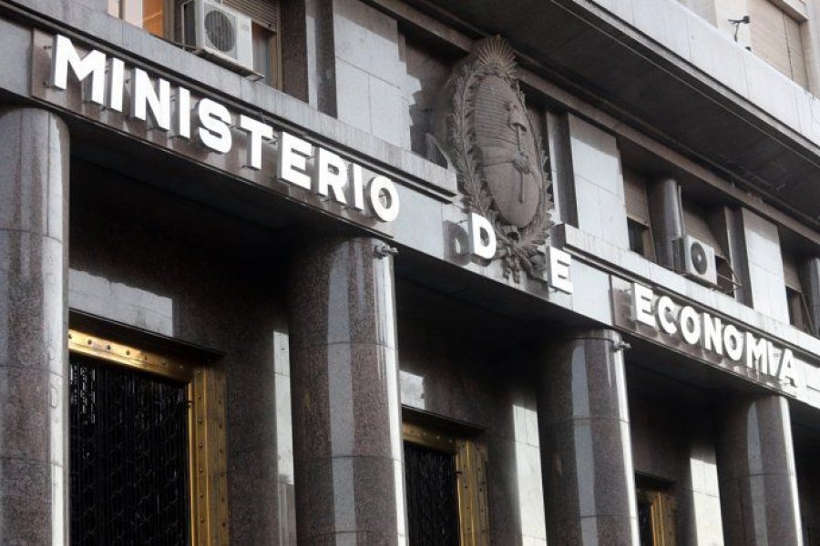 Aumento significativo del déficit fiscal en Argentina pone en riesgo la negociación con el&nbsp;FMI