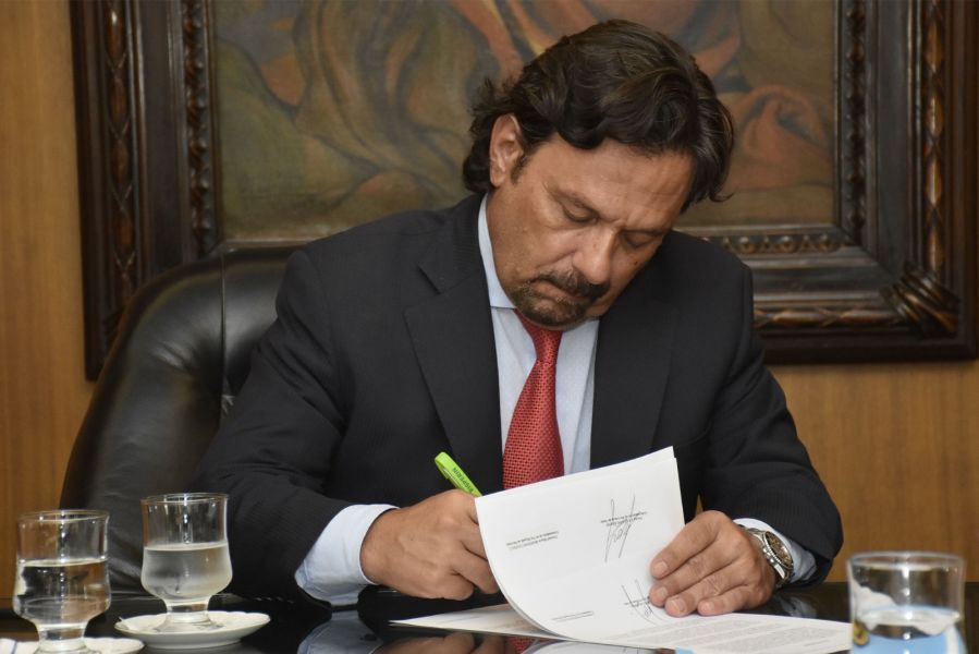Redefinición Estratégica en Salta: El Gobierno Remite a la Legislatura Cambios en su Estructura
