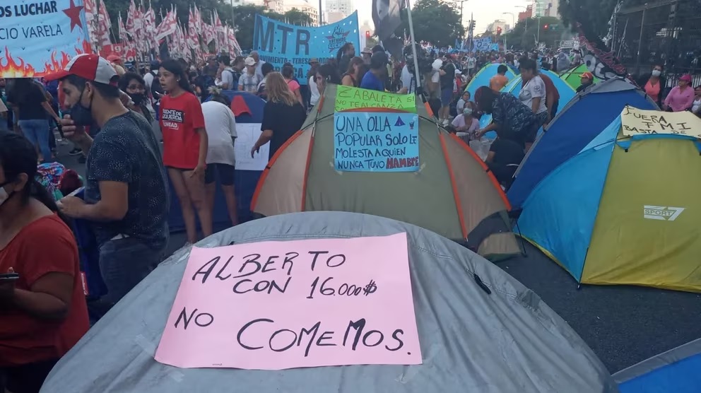 El Gobierno aumenta el gasto social en medio de las elecciones: se destinaron más de US$2.700&nbsp;millones