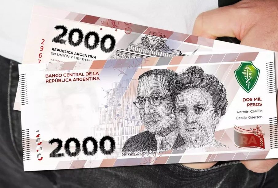 El billete de $2.000 en Argentina pierde valor debido a la inflación y genera&nbsp;críticas