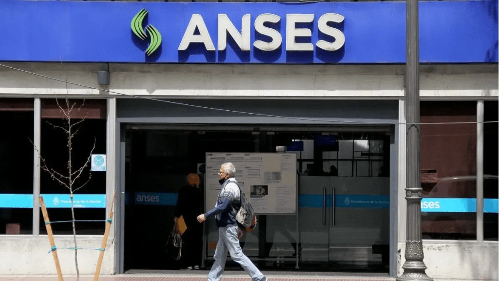 ANSES ofrece préstamos de $240.000 para jubilados y pensionados: Requisitos y proceso de solicitud&nbsp;detallados