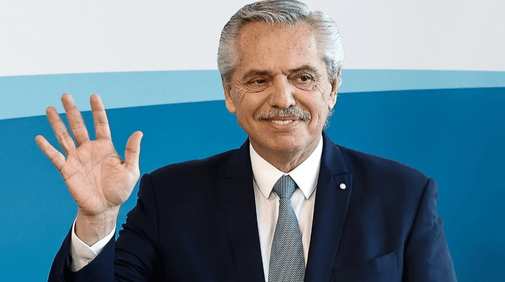 Alberto Fernández recibirá 32 millones de pesos de jubilación de&nbsp;privilegio