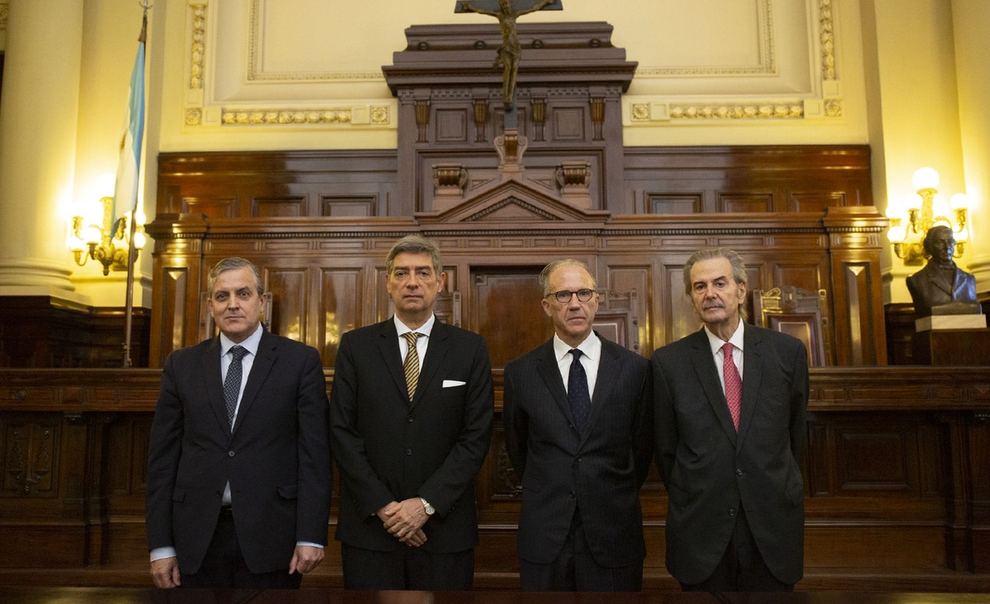 Misteriosa complicidad: Imputado confiesa haber sido advertido por un hacker sobre el allanamiento en caso de espionaje
