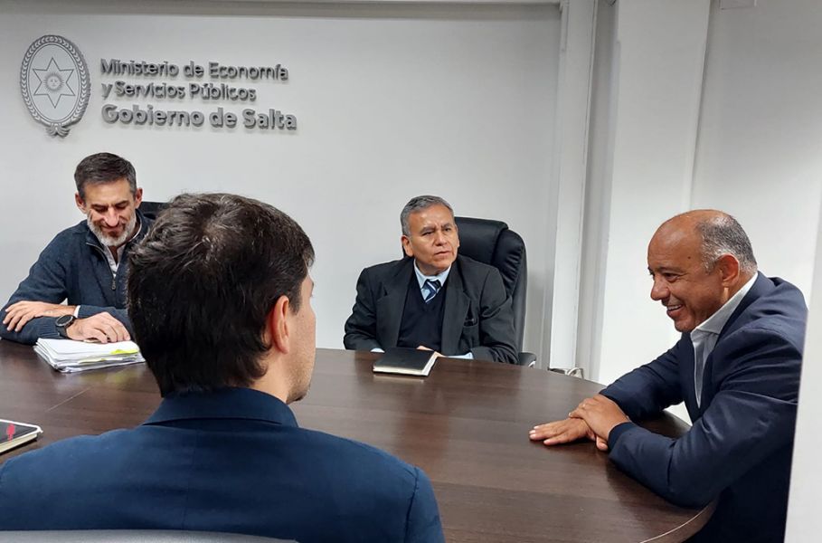 El Ministerio de Economía y el Banco Nación acuerdan ampliar líneas de financiamiento para el sector turismo y las inversiones&nbsp;municipales