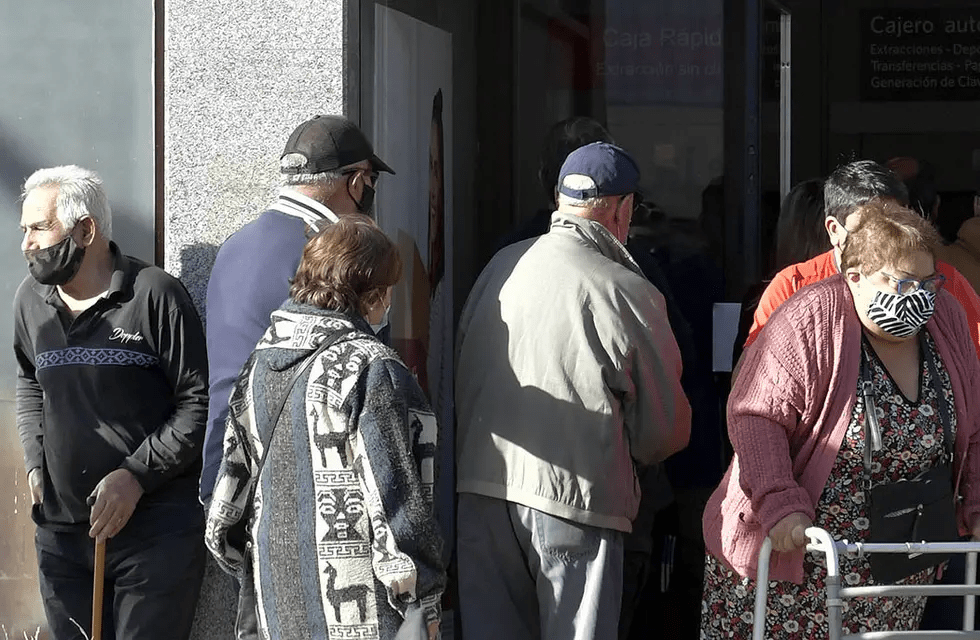 Aumento de jubilaciones en febrero: la mínima alcanzará los $273.000