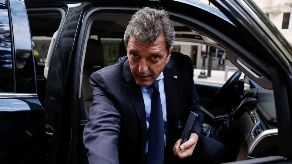 Argentina busca desbloquear mas desembolsos del FMI con visitas de Massa a&nbsp;Washington