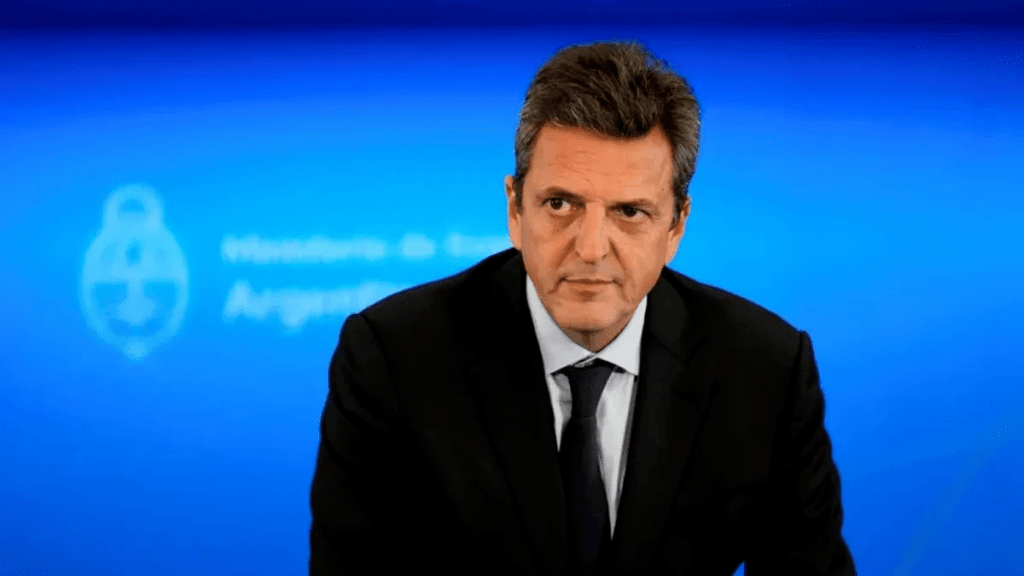 Presupuesto 2024: Massa propone recortes en Educación a pesar de sus promesas de&nbsp;inversión