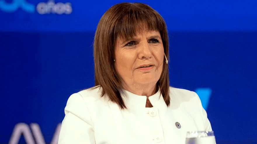 Bullrich desacredita paro de la CGT: «Muy flojo, 40 mil personas es muy&nbsp;poco»
