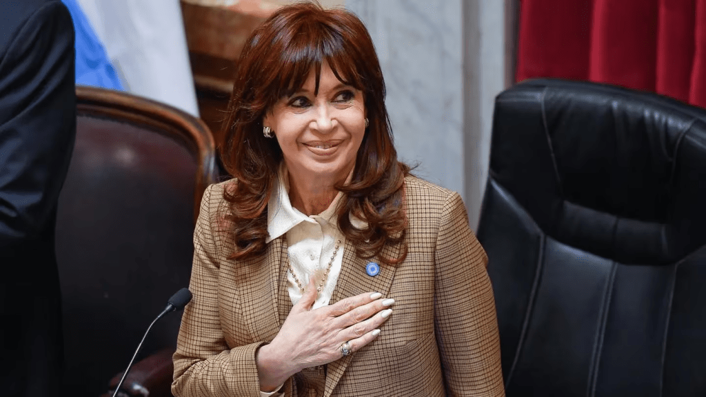 Cristina se metió en la interna del Congreso: «La Presidencia del Senado y la de Diputados le corresponden a La Libertad&nbsp;Avanza»