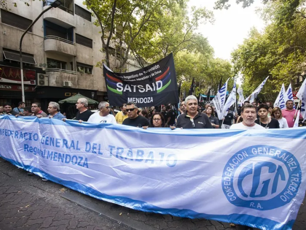 Reforma laboral: la CGT redobla la ofensiva política para frenar los artículos más&nbsp;conflictivos