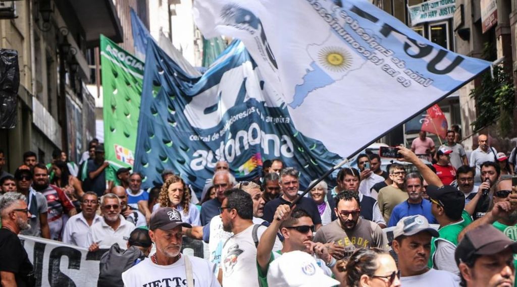 Marchas en Buenos Aires contra el DNU de Milei: CTA y ATE lideran la&nbsp;protesta