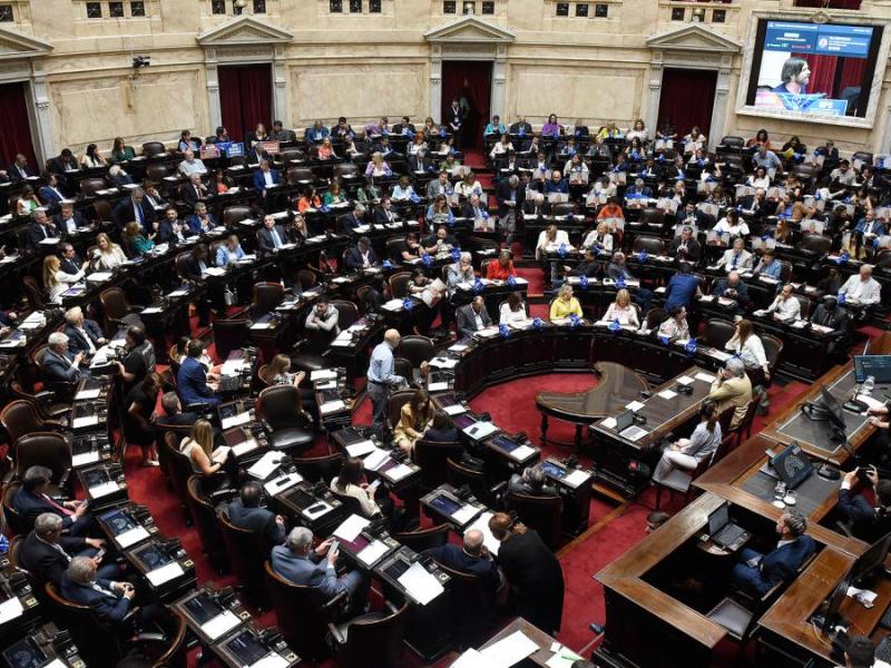 El Gobierno busca tratar la reforma laboral en Diputados el 25 de febrero y afirma que tiene los&nbsp;votos