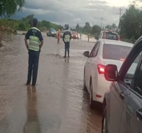 Continúa la asistencia policial a damnificados por el&nbsp;temporal