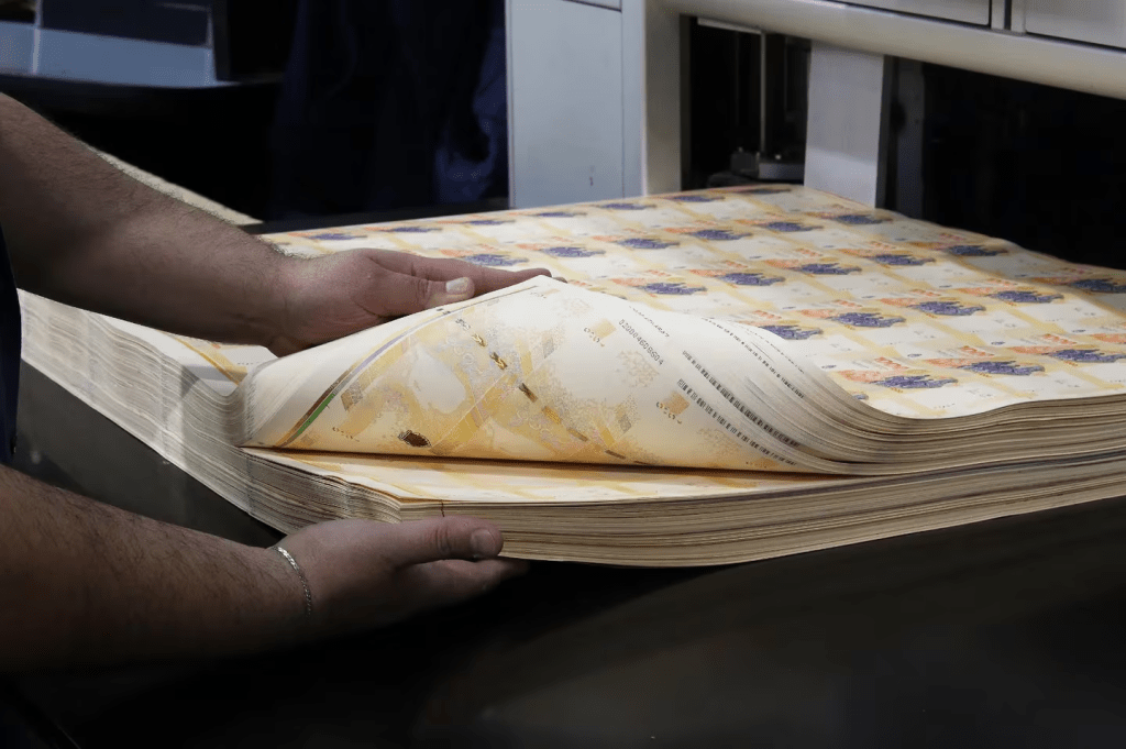 La Casa de Moneda traerá 300 Millones de Billetes Retenidos por Deudas&nbsp;Internacionales