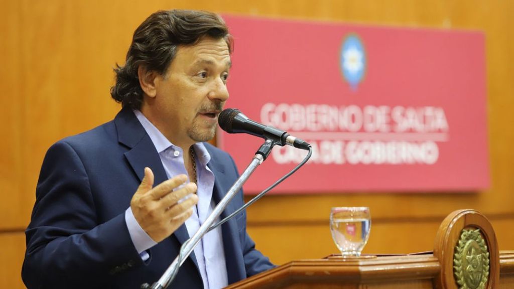 Gustavo Sáenz pide respaldo nacional para la ley de cobro de servicios de salud a&nbsp;extranjeros