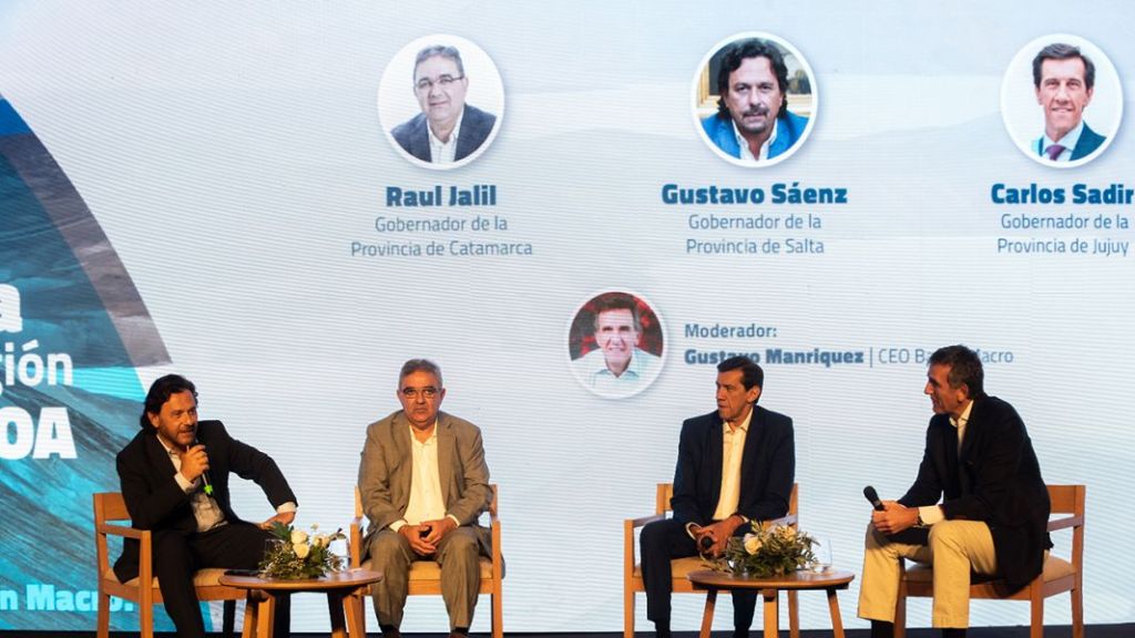 Gustavo Sáenz insta a pensar en grande la minería en la tercera conferencia&nbsp;anual