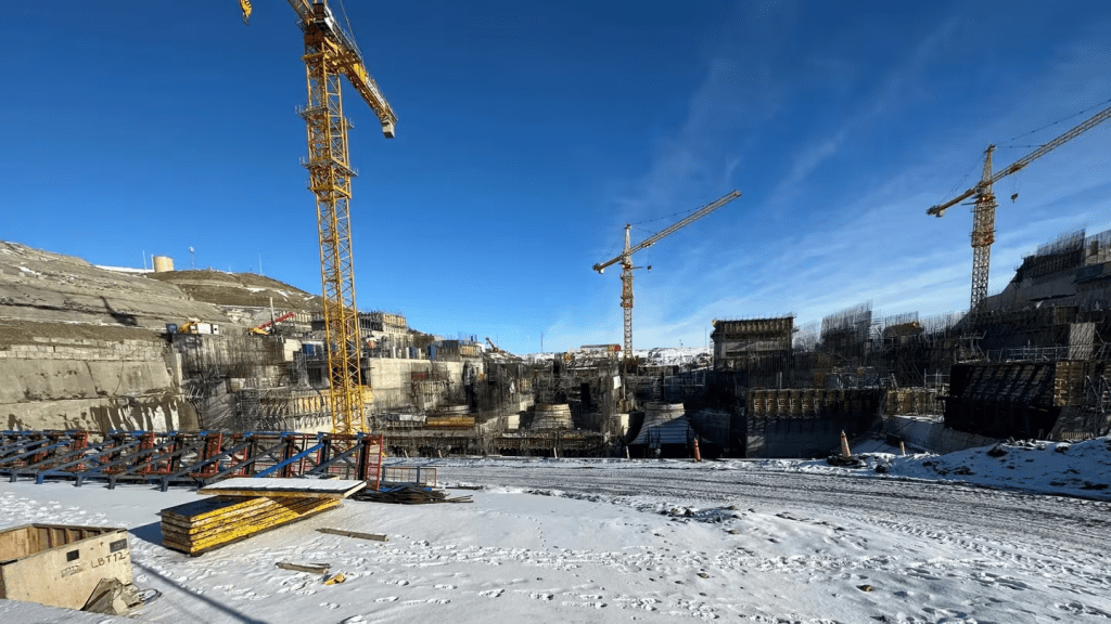 Argentina busca destrabar 500 millones de dólares con China para reactivar las represas en Santa&nbsp;Cruz