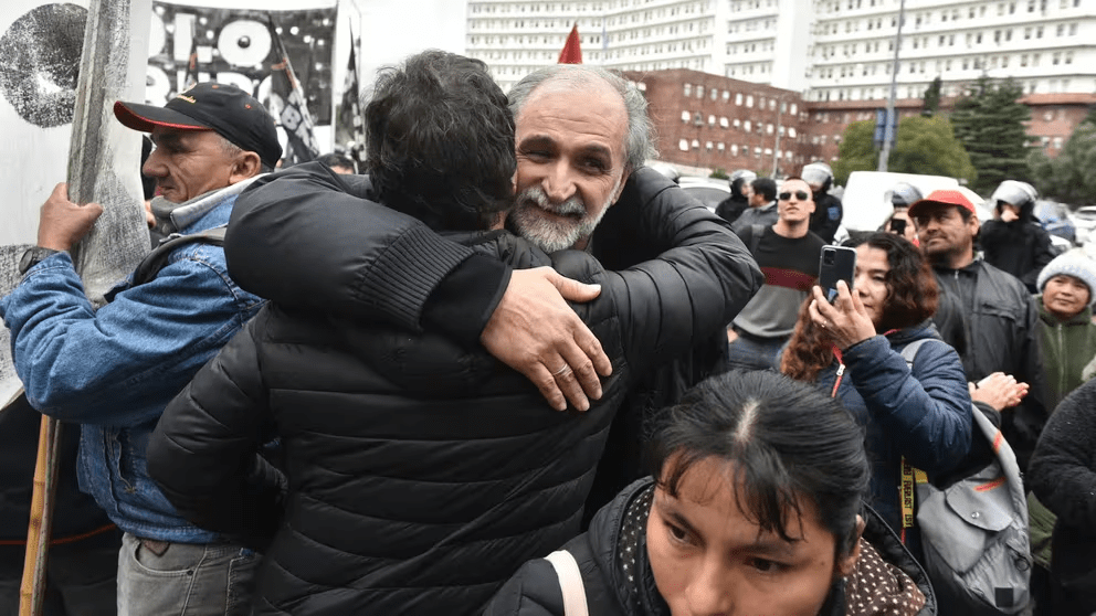 Investigación Revela Cómo Funcionaba la Sociedad Fantasma del Polo&nbsp;Obrero