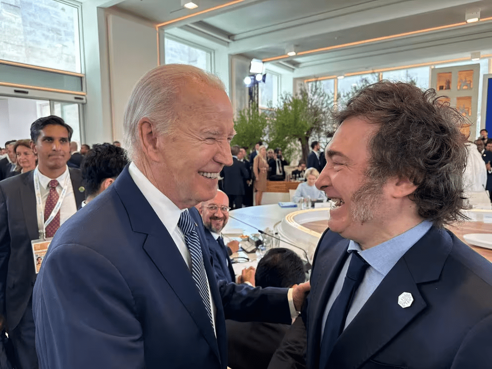 Milei Inicia Agenda en el G7 con Encuentros Clave con Joe Biden y el&nbsp;Papa
