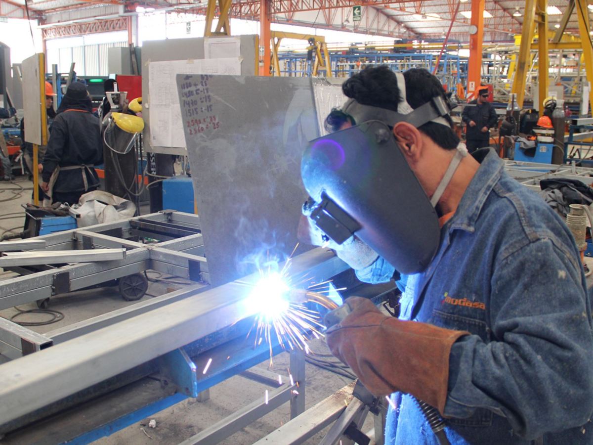 La industria arrancó 2026 en caída y acumula 15 meses en&nbsp;contracción