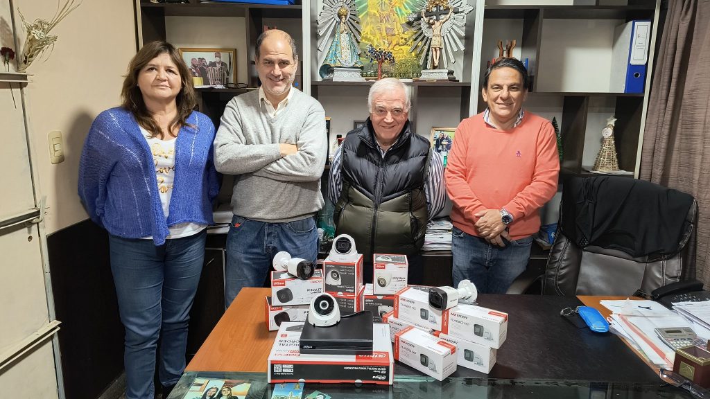 Colocarán 36 cámaras de seguridad en el mercado municipal San&nbsp;Miguel