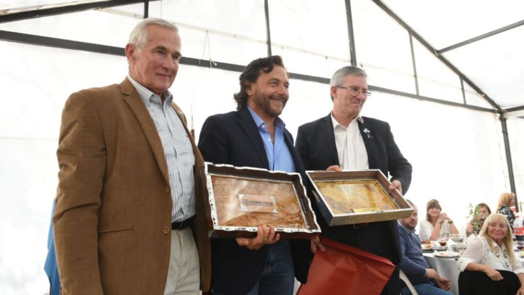 Sáenz Celebra Modificación del Impuesto al Tabaco en la 59ª Fiesta Provincial: «Se Hizo&nbsp;Justicia»