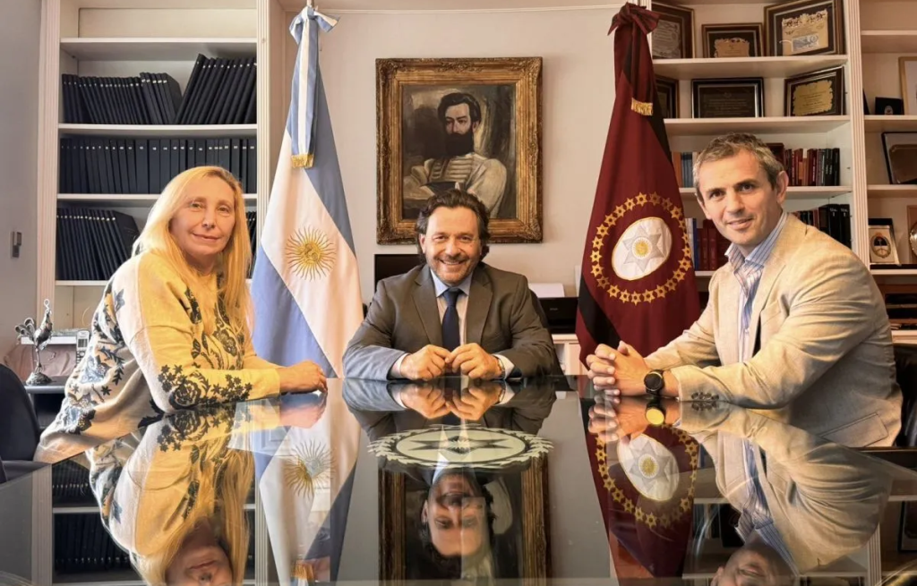 Sáenz se reúne con Karina Milei y Martín Menem para analizar necesidades de Salta y el&nbsp;país