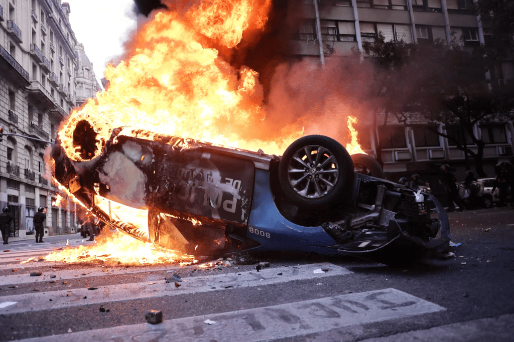 Destrozos en el Congreso: El gobierno porteño calcula un costo de $414 millones