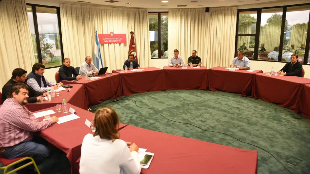 Sáenz lideró reunión del Comité de Emergencia Hídrica ante el posible pico del río Pilcomayo