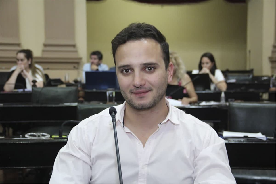 Omar Exeni impulsa un proyecto para sancionar a padres por casos de bullying