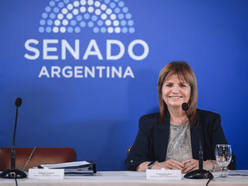 Bullrich retoma negociaciones con bloques dialoguistas antes del debate por la reforma&nbsp;laboral