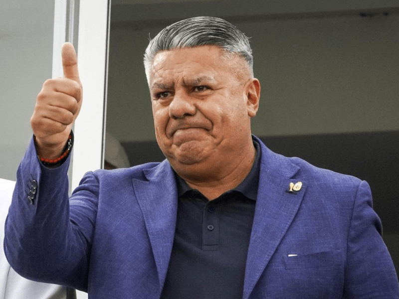 Autorizan al Chiqui Tapia a viajar al exterior en medio de una causa por&nbsp;evasión