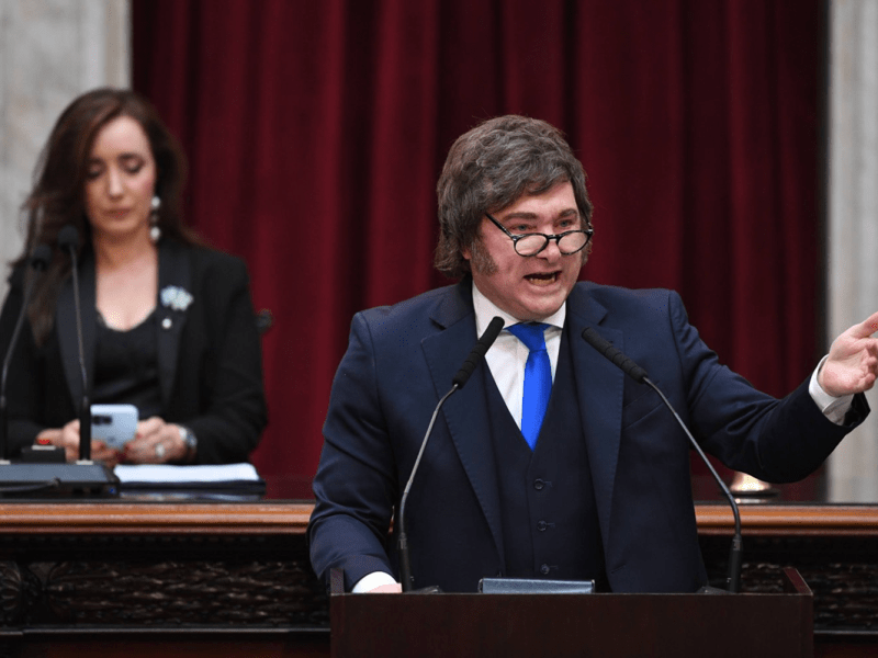 Milei habló de la crisis con la vicepresidenta: “No quiero la renuncia de&nbsp;Villarruel”