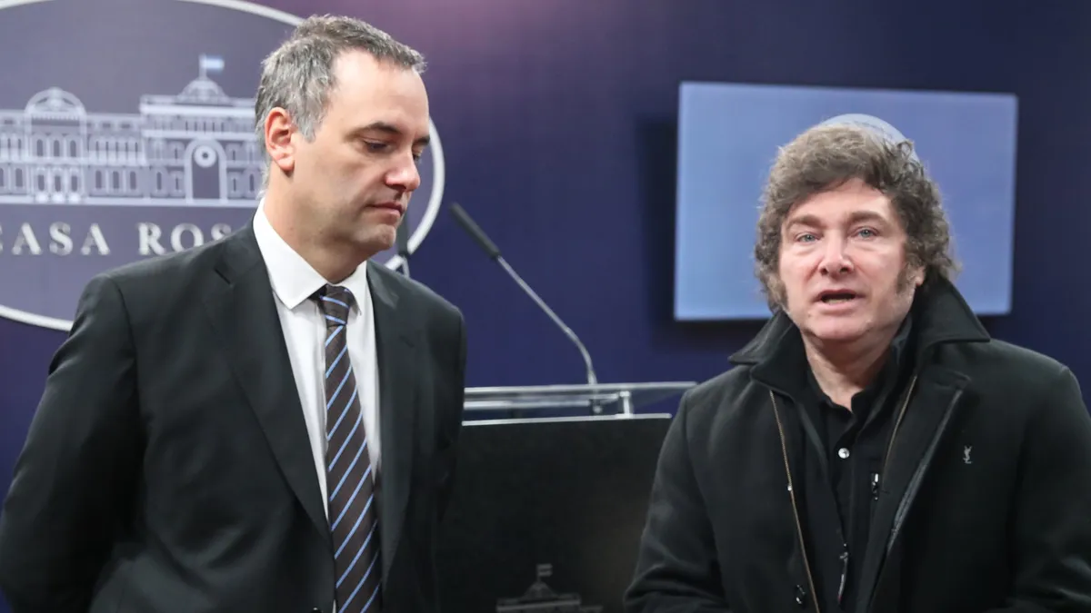 Reunión clave en Olivos: Milei define el futuro de Manuel Adorni en el Gobierno