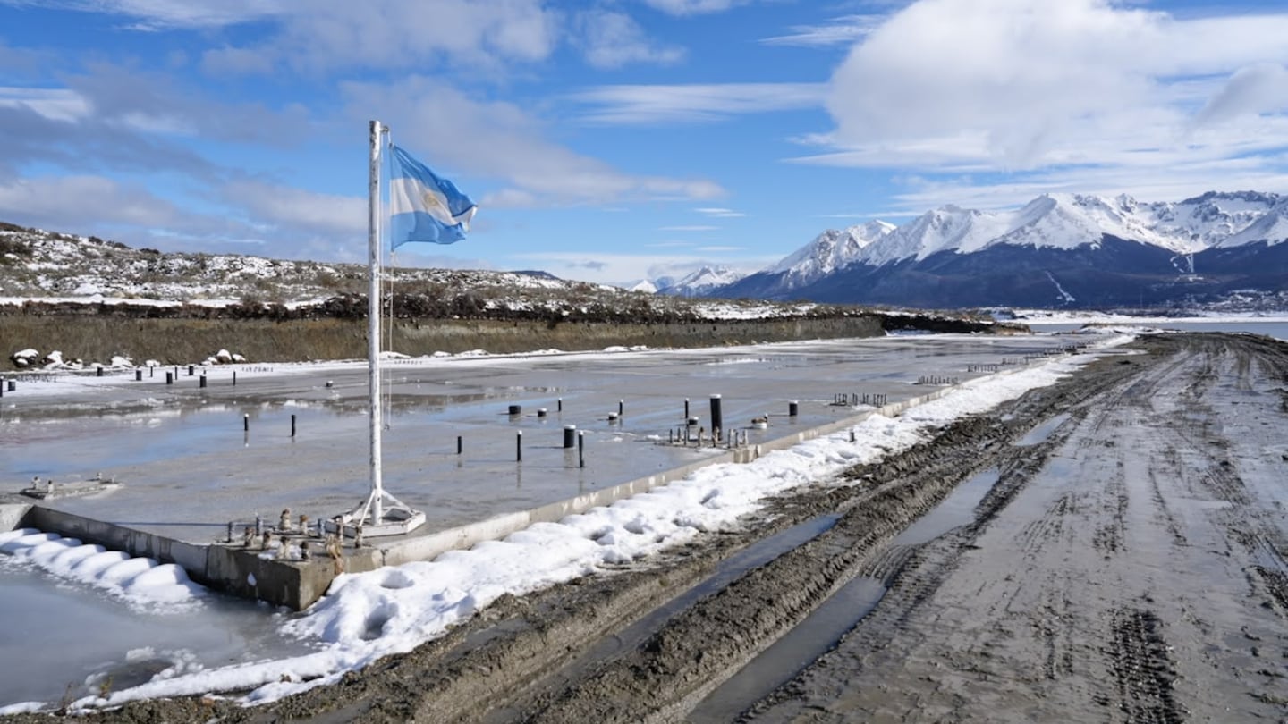 El Gobierno destina más de $300.000 millones en 2027 a la Base Naval Integrada de Ushuaia para reforzar la soberanía en el Atlántico Sur