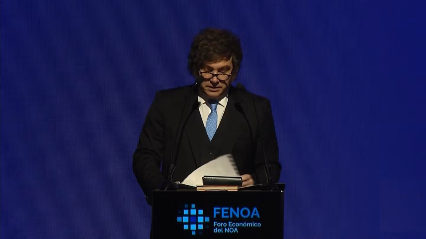 El Gobierno de Milei evalúa juicio en ausencia para frenar la actividad petrolera en Malvinas con pedidos de captura vía Interpol y embargos a firmas extranjeras