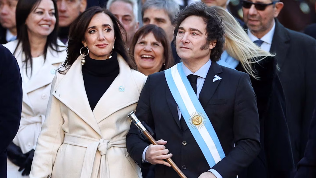 Con Milei en París y Villarruel en Madrid, Bartolomé Abdala asume interinamente la Presidencia